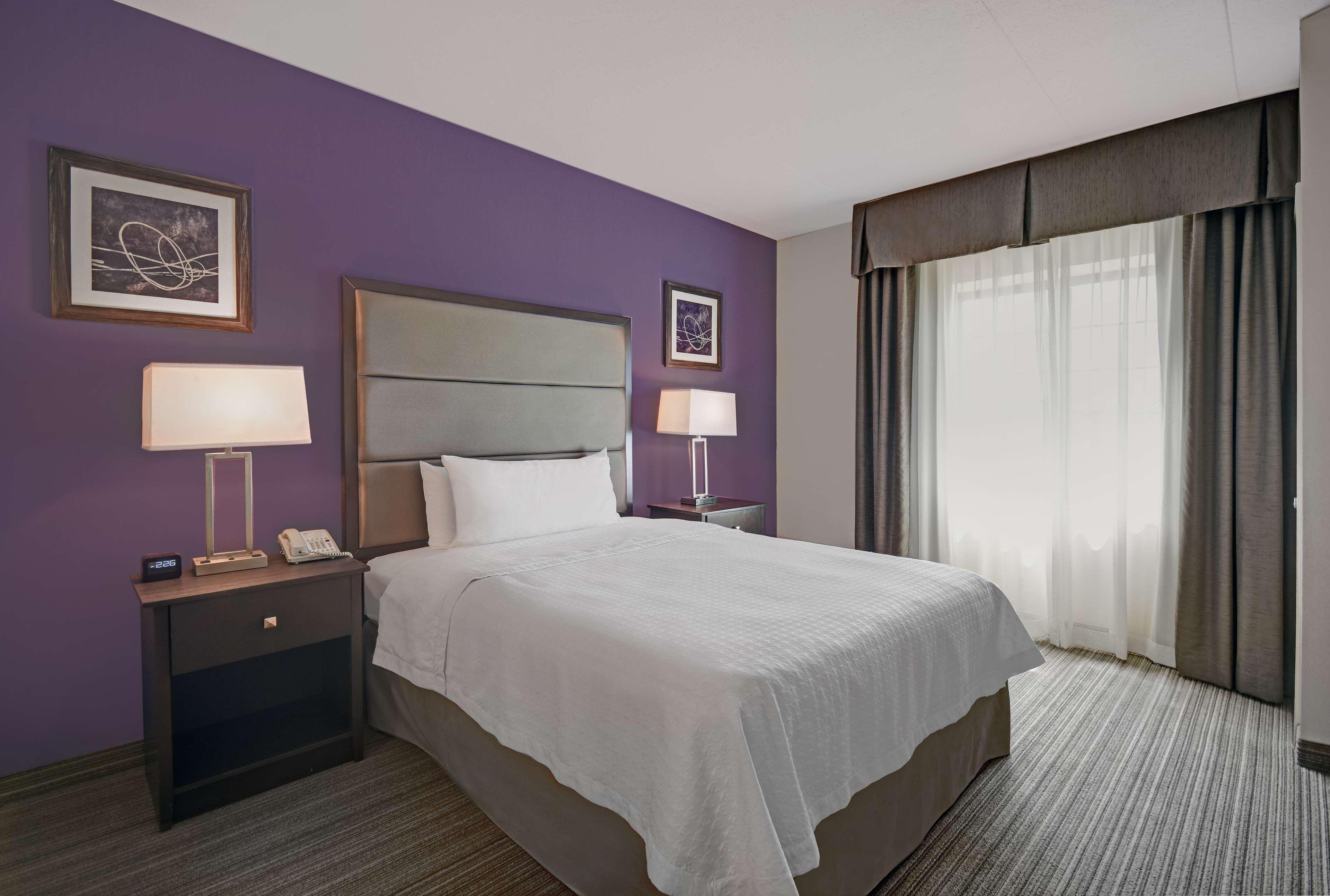 Homewood Suites By Hilton Eatontown Exterior photo