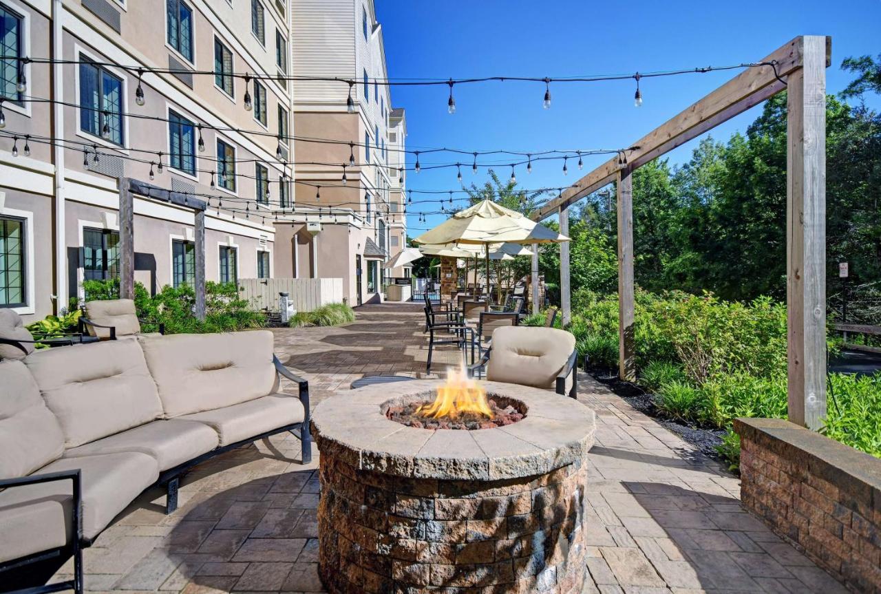 Homewood Suites By Hilton Eatontown Exterior photo