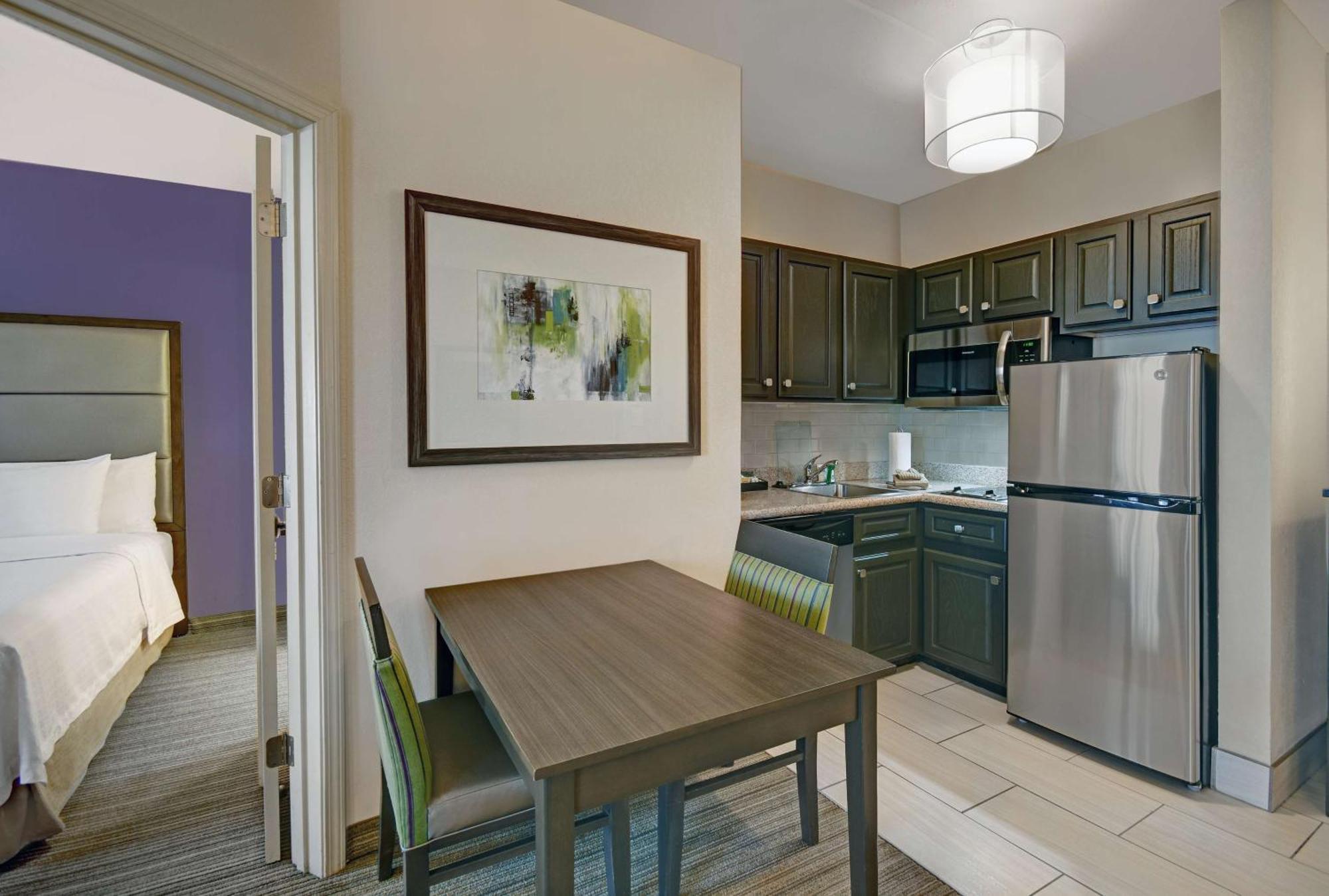 Homewood Suites By Hilton Eatontown Exterior photo