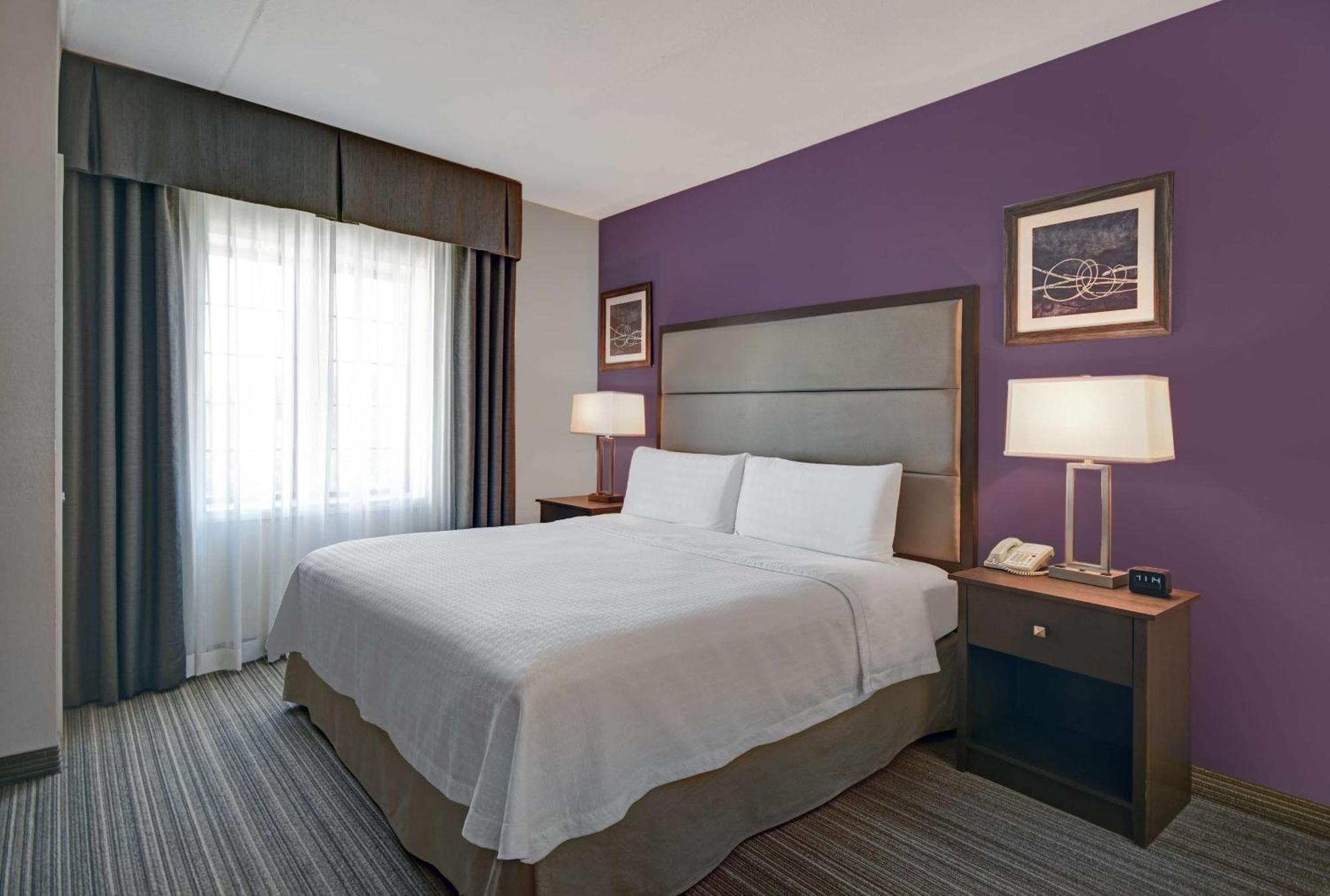 Homewood Suites By Hilton Eatontown Exterior photo