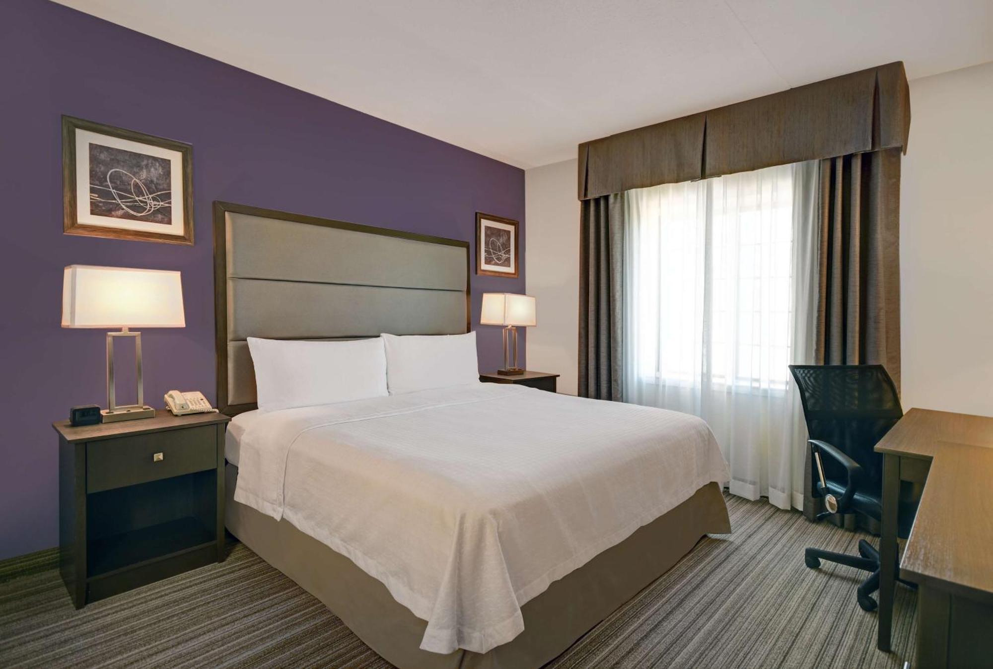 Homewood Suites By Hilton Eatontown Exterior photo