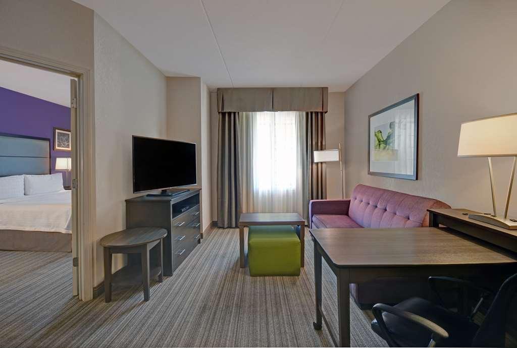 Homewood Suites By Hilton Eatontown Room photo