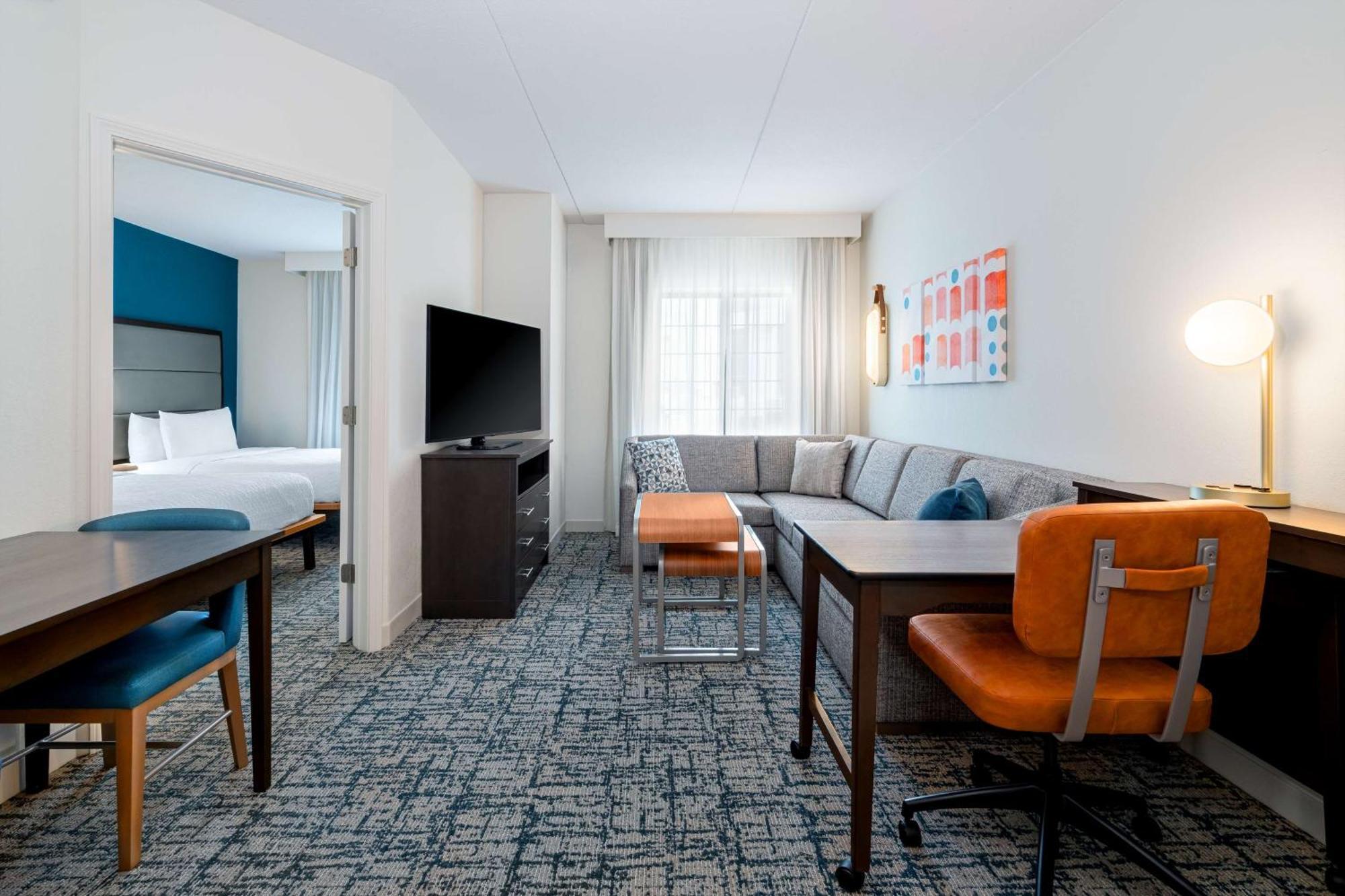 Homewood Suites By Hilton Eatontown Exterior photo
