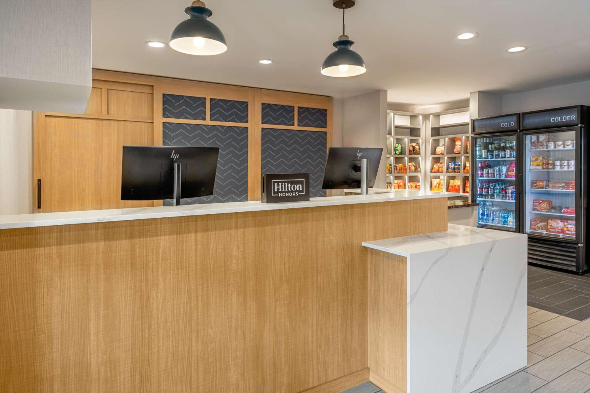 Homewood Suites By Hilton Eatontown Exterior photo
