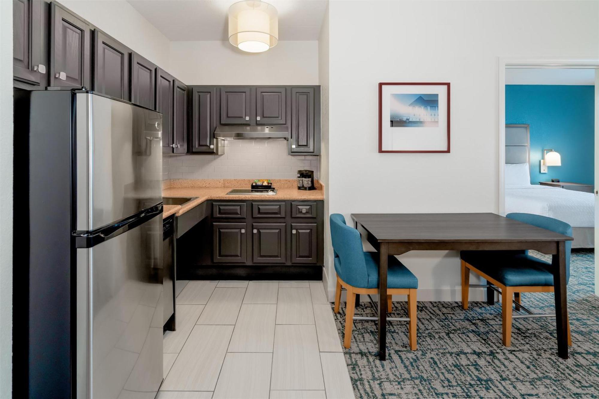 Homewood Suites By Hilton Eatontown Exterior photo